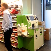 Vom Kunden zum Kassierer - besser bekannt als Self Scanning - Self Checkout